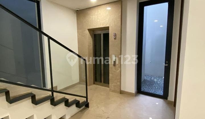 For Rent Premium House with Lift in BSD City