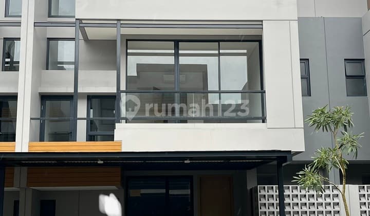 Di Sewakan Rumah Brand New Terravia Adora Luxe BSD City