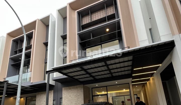 Di Sewakan Rumah Fully Furnished di BSD City