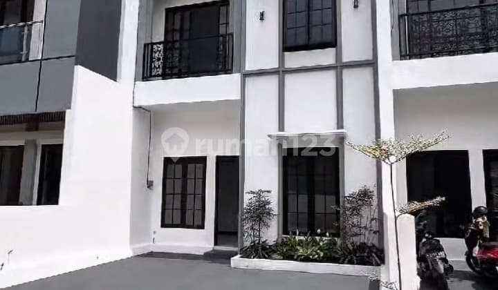 House With Guaranteed Building Quality