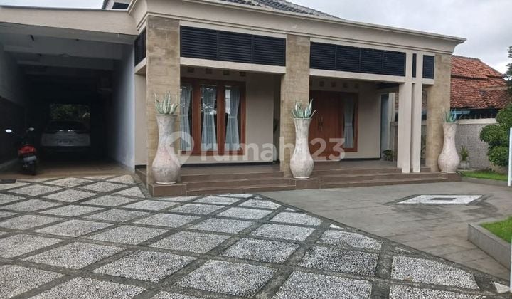 Rumah Mewah Strategis Gunungpati Luas 931m² Dekat Unnes