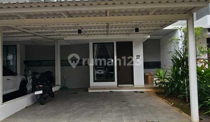 House in Discovery Aluvia Bintaro Sector 7 South Tangerang
