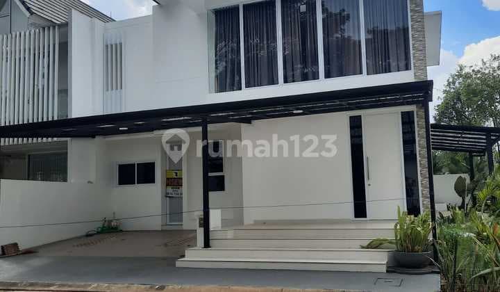 Newly Renovated House In Discovery Eola Bintaro Jaya
