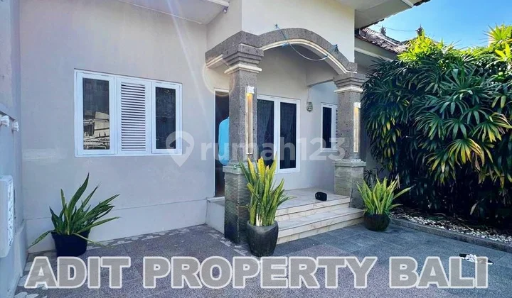 Rumah taman sari kerobokan bali