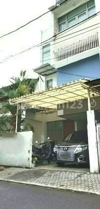 Di Sewakan Rumah di Daerah Pondok Indah 10175