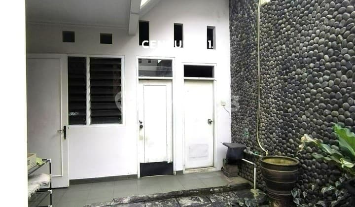 Rumah Cantik di Gardenia Estate Ciputat 10150