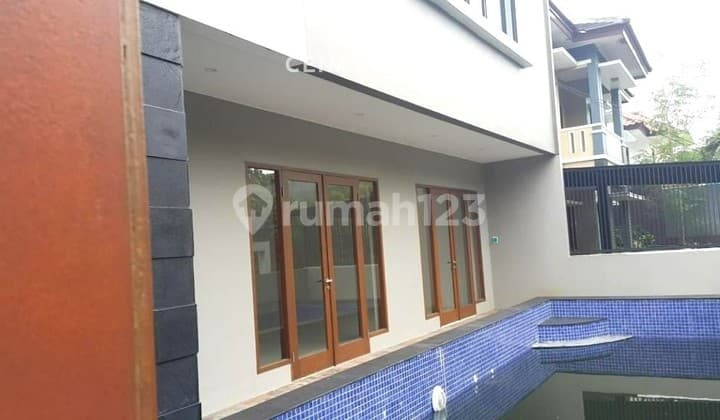 Rumah Bagus Hoek Siap Huni Dalam Cluster Premium Bintaro 9438