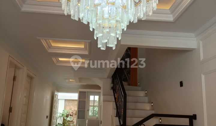 Rumah Mewah 3 Lantai Dalam Komplek Townhose di Jagakarsa - Jakarta Selatan