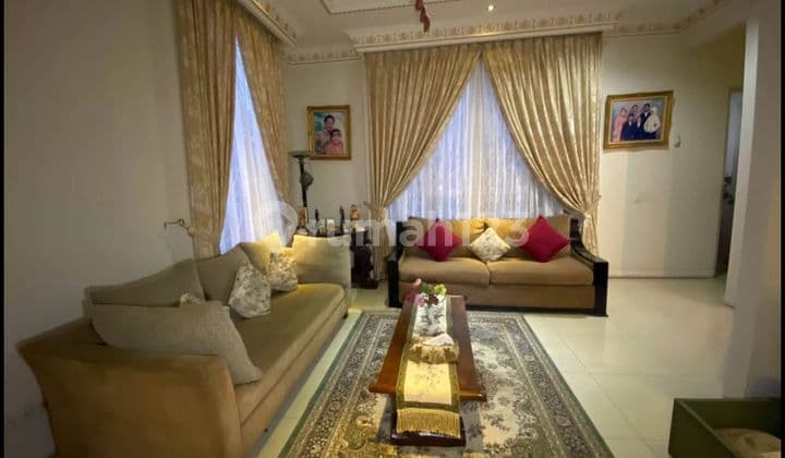 Rumah Mewah Classic Lokasi Premium Letak Strategis di Jagakarsa, Jakarta Selatan