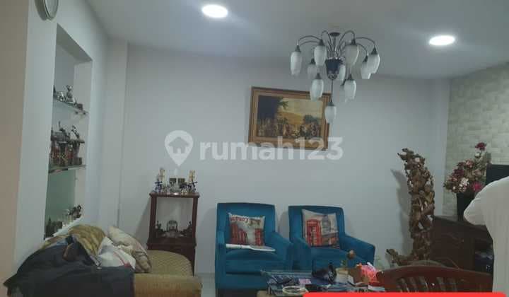 Rumah Town House Siap Huni di Meruya - Jakarta Barat