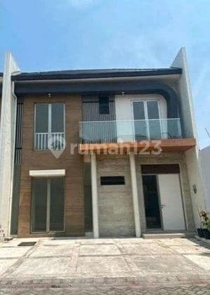 Turun Harga Rumah Greenland Cluster Wisteria, Selangkah Ke Club House