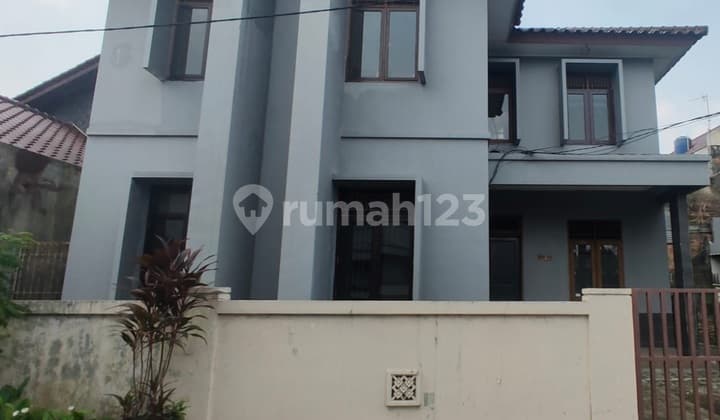 Rumah Kost2an 8 Kamar Tidur di Pjmi, Sekitar Sektor 4