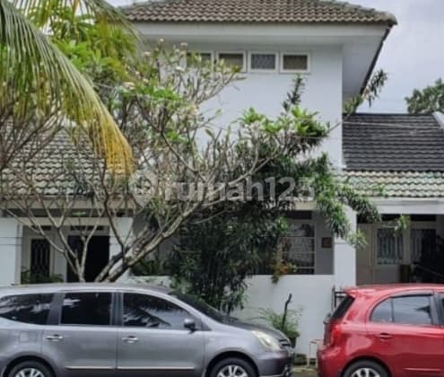 Ready-to-Occupy House in Bintaro Jaya Sector 9