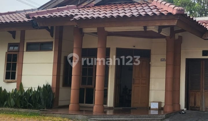 Rumah Siap Huni di Cempaka Hijau, Sekitar Bintaro