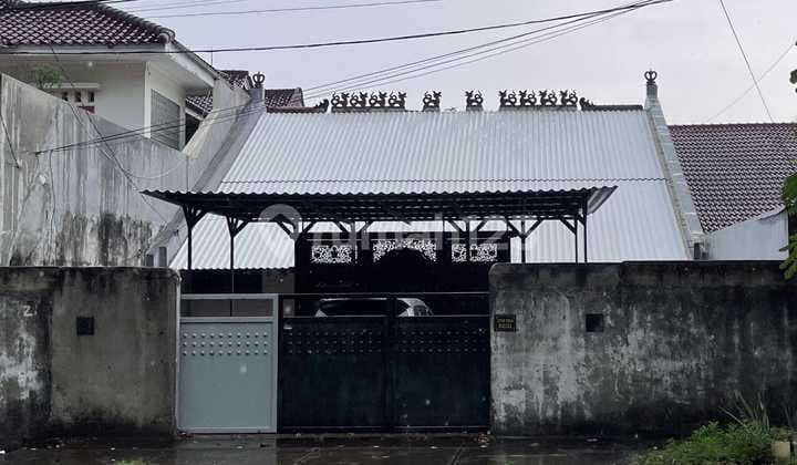 Rumah Hitung Tanah di Bintaro Jaya Sektor 1