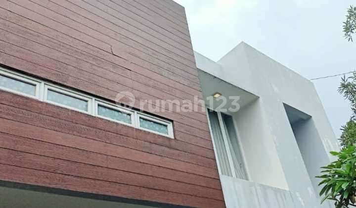 Rumah Siap Huni Dalam Mini Cluster di Veteran Bintaro