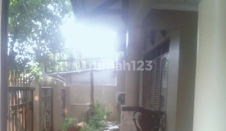 Rumah Butuh Minim Renovasi di Bintaro Jaya Sektor 9