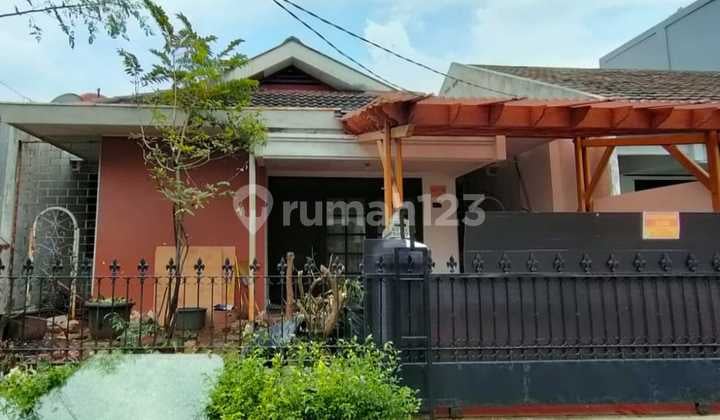 Rumah Butuh Minim Renovasi di Bintaro Jaya Sektor 1