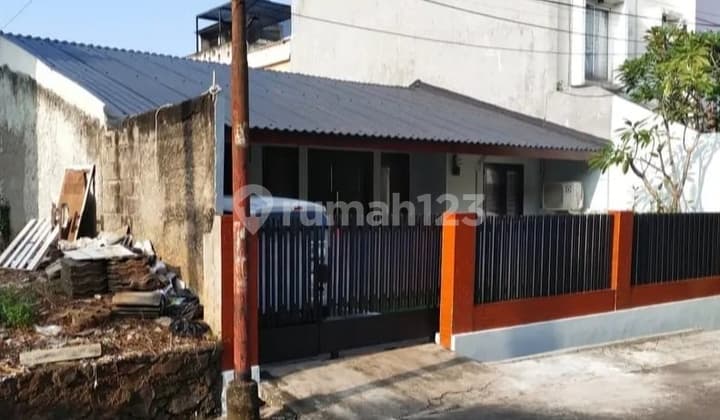 Rumah Siap Huni di Sekitar Bintaro Jaya Sektor 3A