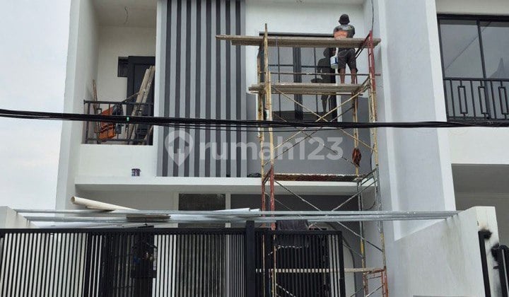 Rumah Galaxy Bumi Permai Araya Dekat Merr, Keputih, Klampis (Krlgk)