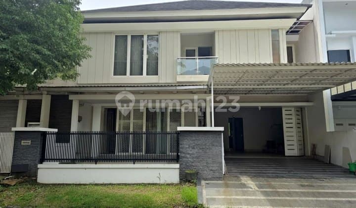 Rumah Pakuwon City Minimalis Strategis Row Jalan 3 Mobil
