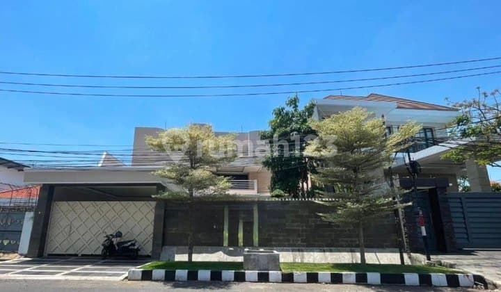Rumah di Argopuro Mediterania Modern Nol Jalan Raya Strategis Bagus Siap Huni