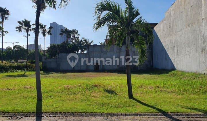 Kavling Pakuwon City Villa Westwood Strategis, Row 3 Mobil