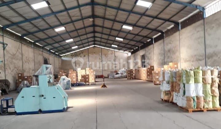 Gudang Industri Ada Ijin Industri Strategis Jl Raya By Pass Krian Jalur Jalan Besar