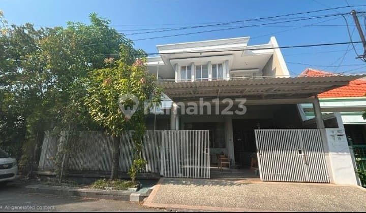 Rumah Manyar Kartika Strategis