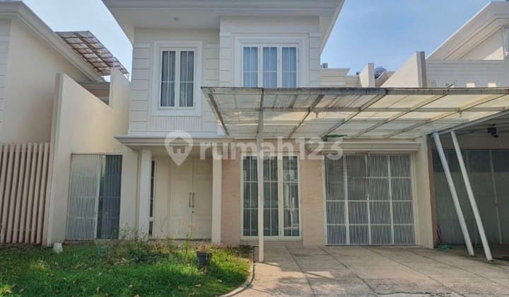 Pakuwon City Palm Beach Minimalist Strategic House