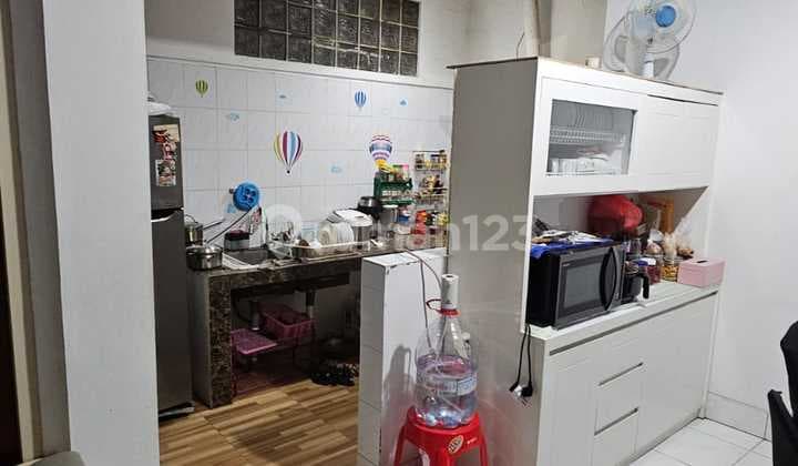 Dijual Rumah Strategis 6 Kamar Bebas Banjir di Kuningan Jaksel