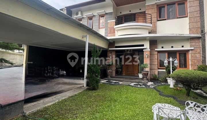 Ready-to-Occupy House in Mekar Wangi Bandung, Luxurious 2-Story