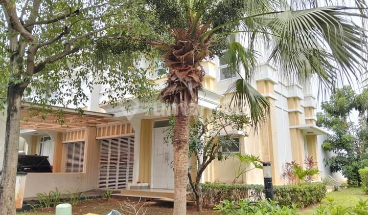 Dijual Rumah Hook Dekat Mall di Cluster Vernonia Summarecon Bekasi