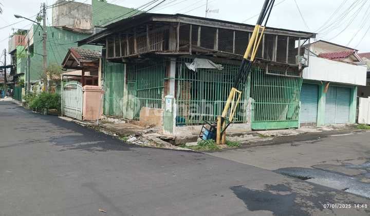Rumh Hook Hitung Tanah Dekat Summarecon Bekasi Di Tytian Indah, Medan Satria, Bekasi