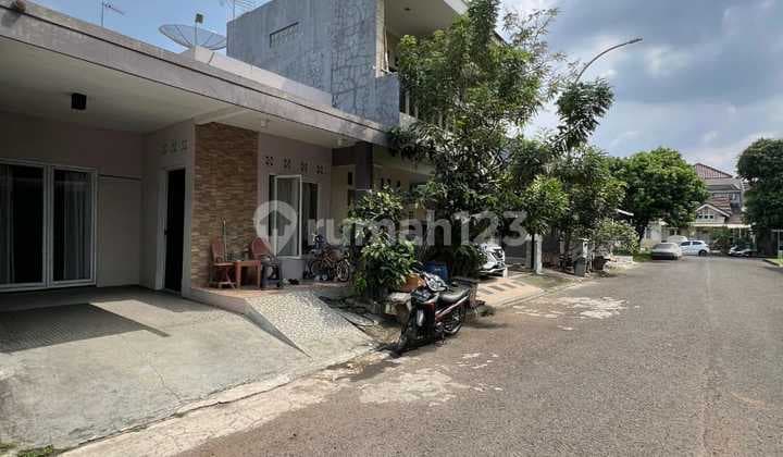 House in Celebration Garden Cluster, Grand Wisata, Bekasi