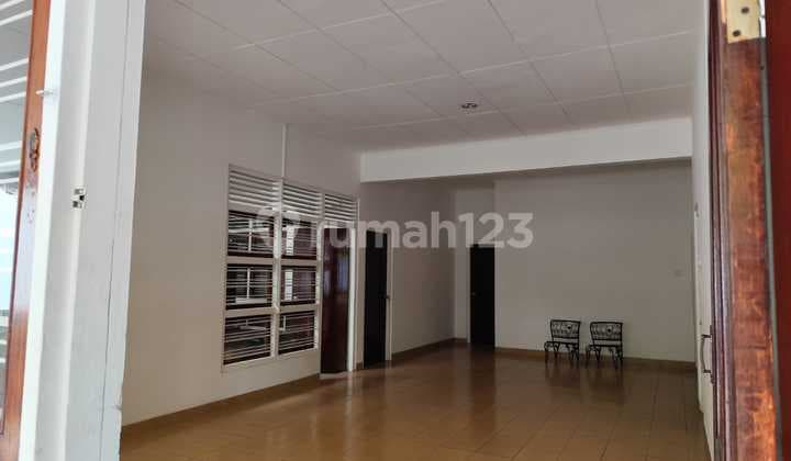 Disewakan Rumah di Tulodong Bawah, Senayan, Scbd, Jakarta Selatan