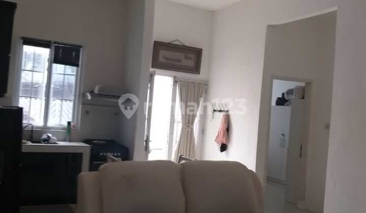 Dijual Rumah 2 Lantai di Perumahan Bumi Anggrek, Karang Satria, Bekasi