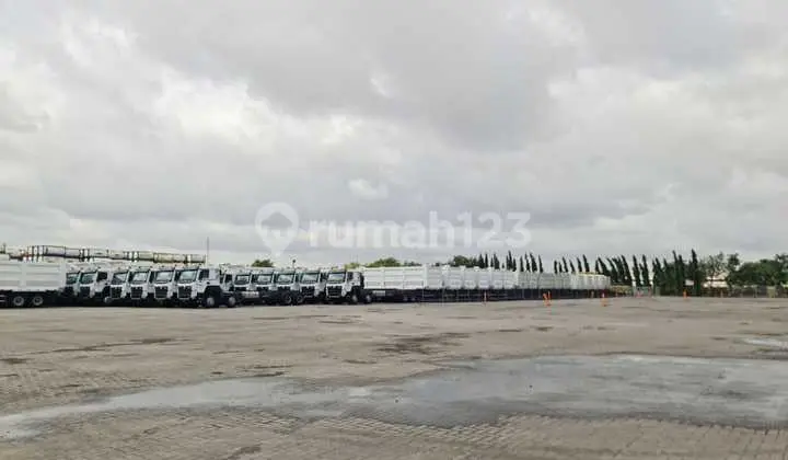 Large Open Yard Land in South Cakung, East Jakarta