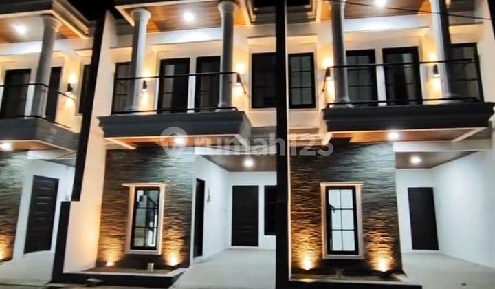 Dijual Rumah + Kost Lokasi Strategis Dekat Stasiun dan Mall Depok Jawa Barat