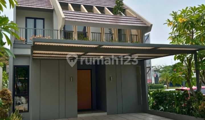 Rumah Modern Siap Huni Hadap Danau Cluster Z Living, Grand Wisata (Bekasi)
