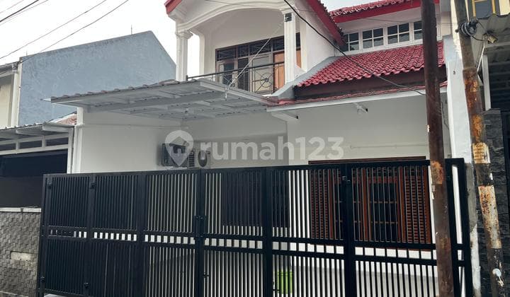 Jual Cepat Rumah 2 Lantai Lokasi Strategis, Pondok Bambu (Jakarta Timur)