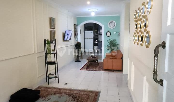Dijual Cepat Rumah Modern di Permata Harapan Baru, Bekasi