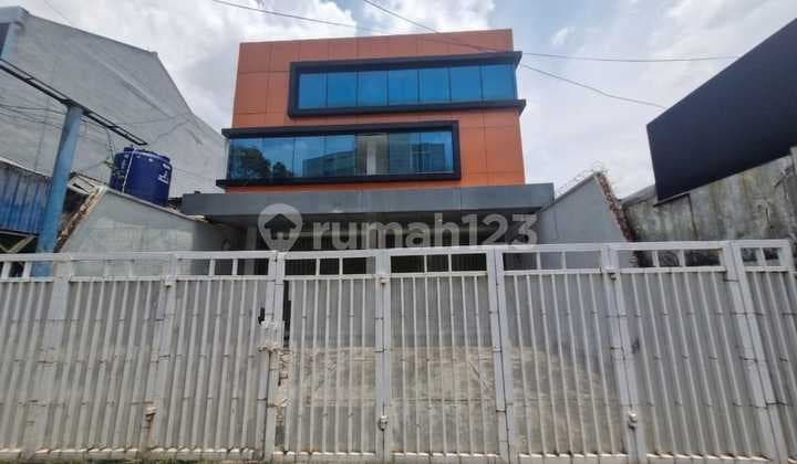 Disewakan Ruang Usaha/Kantor di Utan Kayu Matraman Jakarta Timur