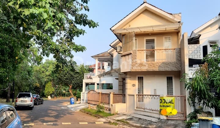 Rumah Hoek di The Royal Residence Cakung Jakarta Timur Jakarta