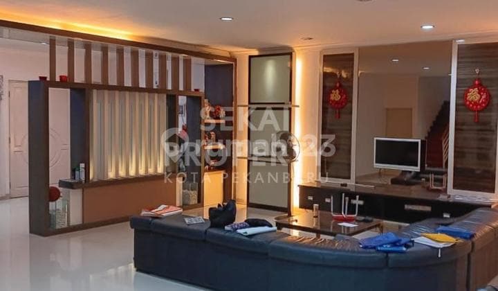 DIJUAL RUMAH CLUSTER MEWAH 2 LT DI JL SOEKARNO HATTA - PEKANBARU