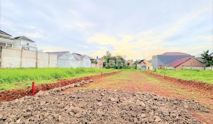 Kavling Row Jalan 7 Meter, Cuma 12 Menit ke Tol Jatiasih