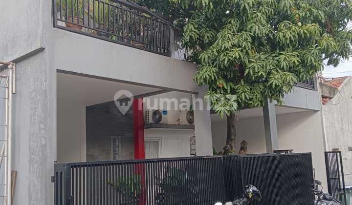 Rumah Mewah 2 Lantai Nempel Galaxy Pekayon Kota Bekasi