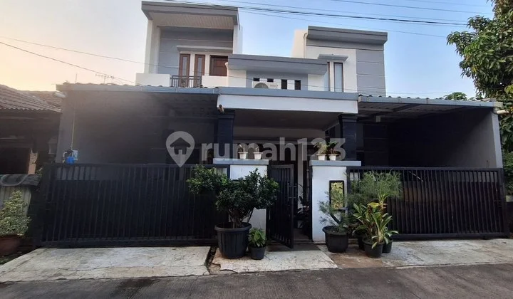Di Jual Rumah 2 Lantai Nempel Galaxy Pekayon Bekasi Selatan