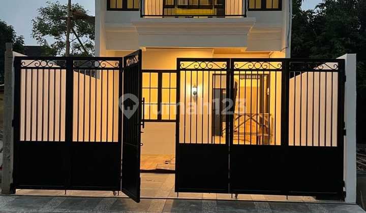 Murah 2 Lantai Rumah Baru Classic Modern Non Cluster Jati Asih