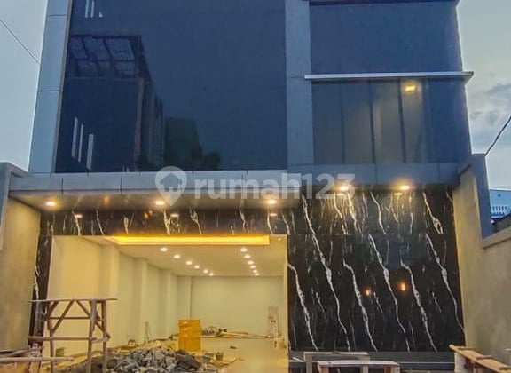 Di Jual Cepat Gedung Kantor 4 Lantai Bangunan Baru Cawang Jakarta Timur
